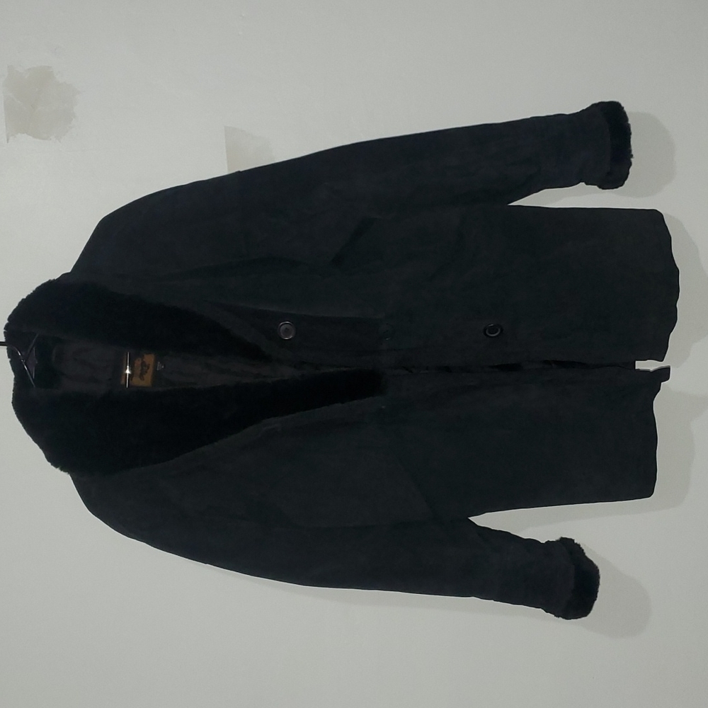 Size M Women's Vintage FoxRun Black Leather Coat